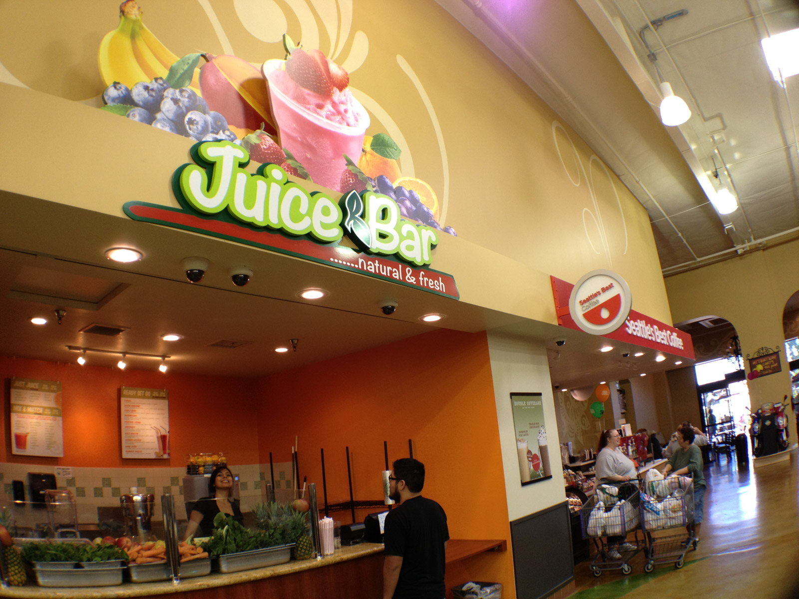 Fresh Choice Marketplace Photo - Juice Bar